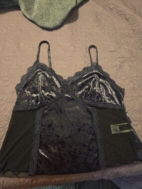 ROMWE Charcoal Gray Velvet Lace Trim Crop Cami